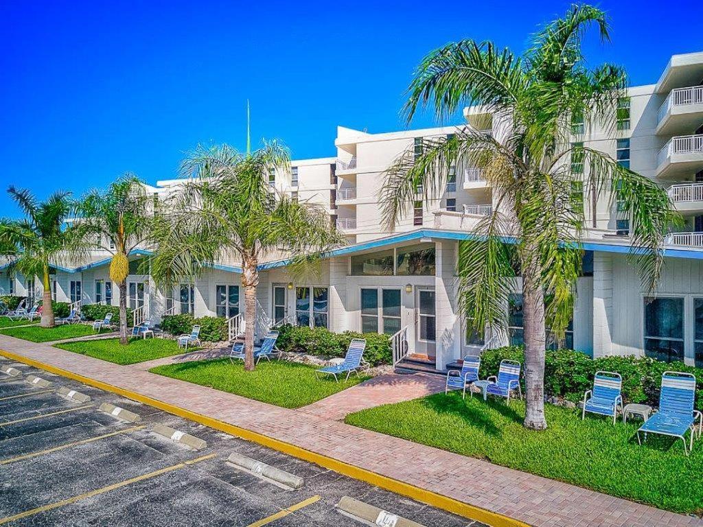 Sea Crest Aparthotel Point O'Rocks Ngoại thất bức ảnh